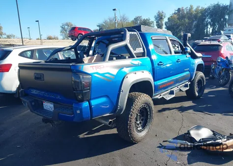 2018 Toyota Tacoma Trd Sport из США, поврежденный, VIN 3TMAZ5CN0JM072961